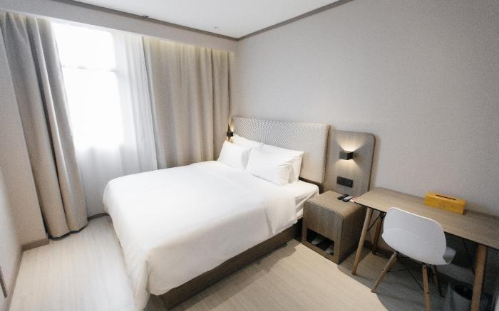 Hanting Hotel Zigong Wuxing Street