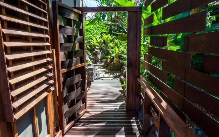 Jicaro Island Lodge