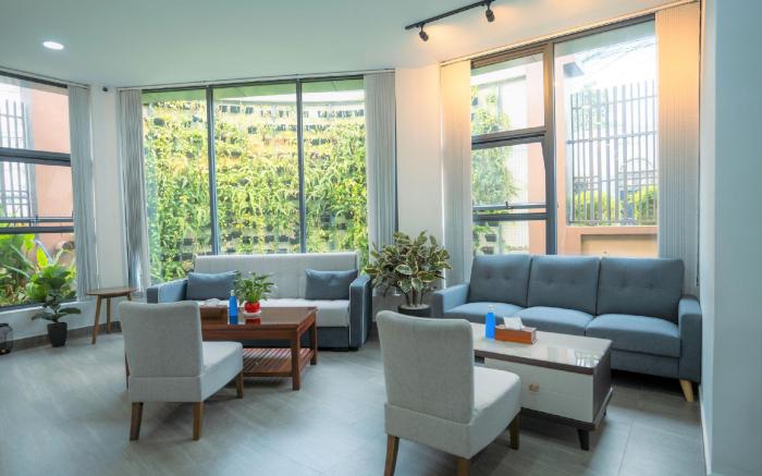 Hamptons Apartments
