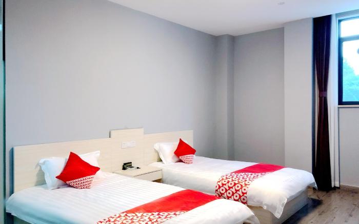 OYO Shanghai Linpeng Hotel