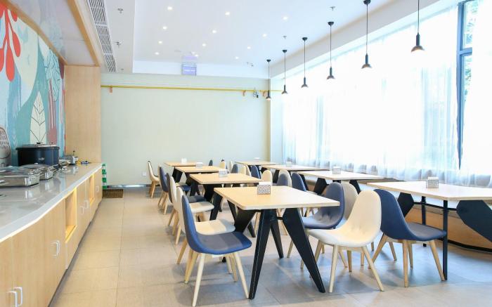 Hanting Hotel Yibin Gaoxian Municipal Plaza