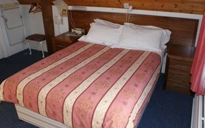 Kirkdale Hotel