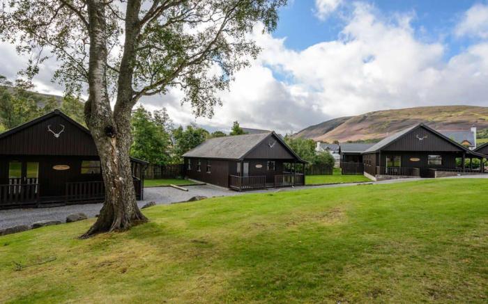 Braemar Lodge Cabins