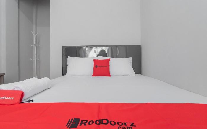 RedDoorz Syariah near Wisata Situ Gunung Sukabumi