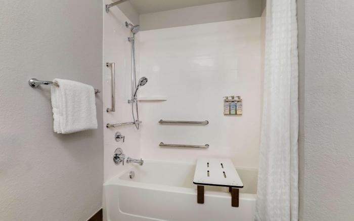 Sonesta Simply Suites Miami Airport Doral.