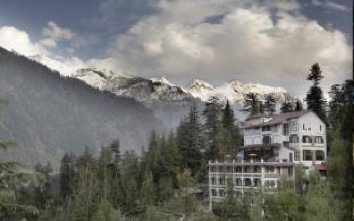 Hotel Snowcrests Manor