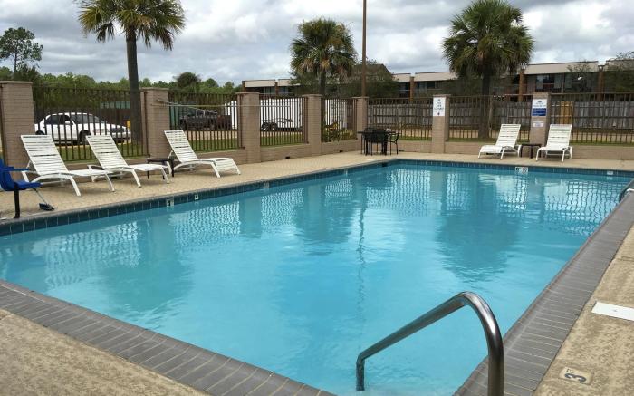 Super 8 by Wyndham Gulfport Biloxi Airport