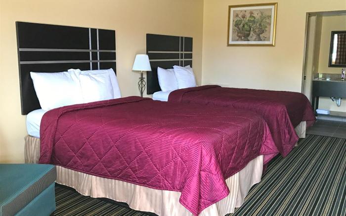 Soudersburg Motel