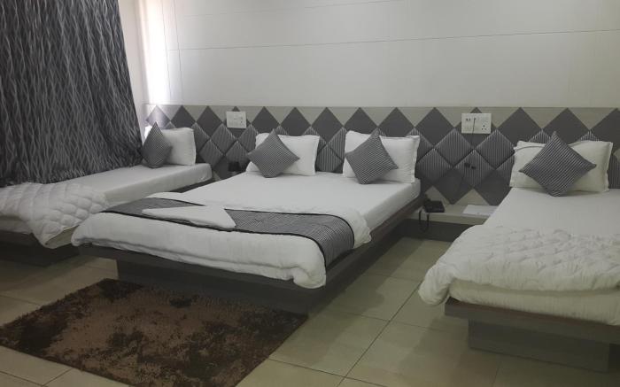 Darshan Hotel