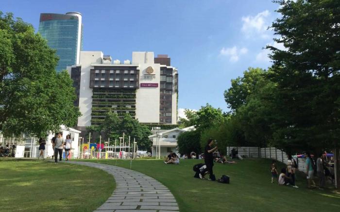 2F EZT Calligraphy Greenway