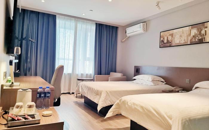 Jinjiang Inn Select Zhenjiang Yangzhong Yangzi Middle Road