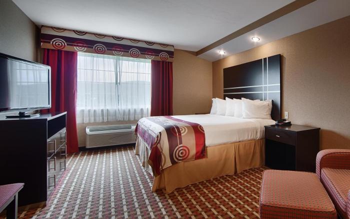 Best Western Plus Cooperstown Inn and Suites