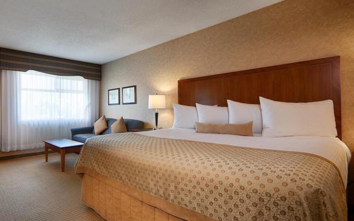 Best Western PLUS Langley Inn