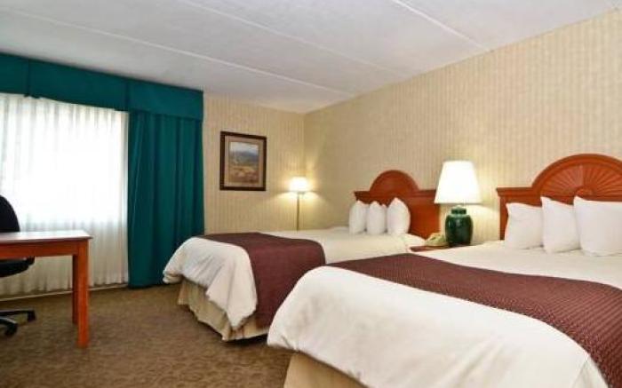 Best Western Plus Plattsburg