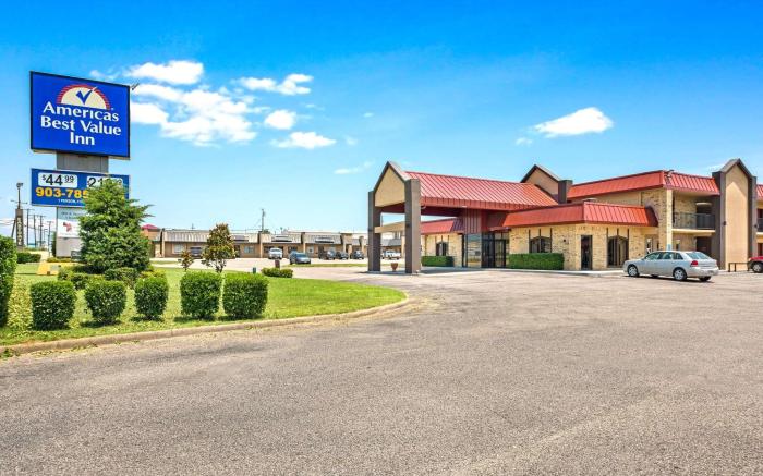Americas Best Value Inn Paris