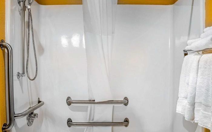 Quality Inn Manitowoc