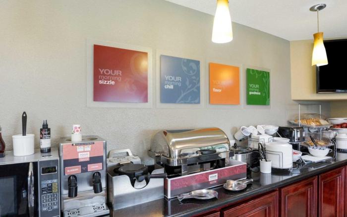 Comfort Suites Baytown I - 10