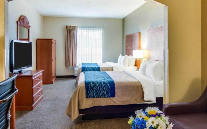 Comfort Inn & Suites El Dorado