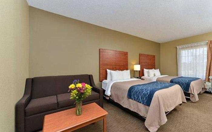 Comfort Inn & Suites El Dorado