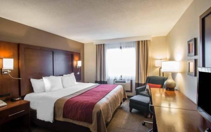 Quality Inn & Suites Boonville - Columbia