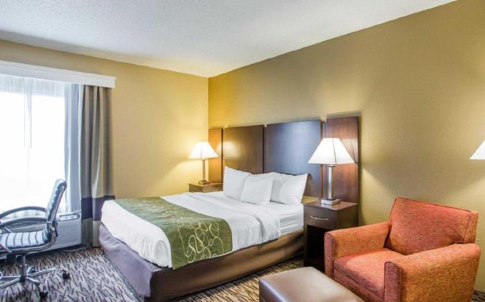 Comfort Suites