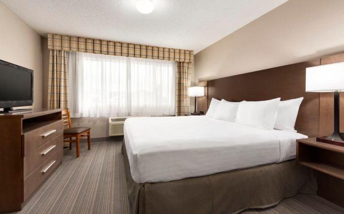 Country Inn & Suites by Radisson, Baxter, MN