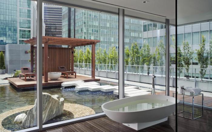 Fairmont Pacific Rim Hotel