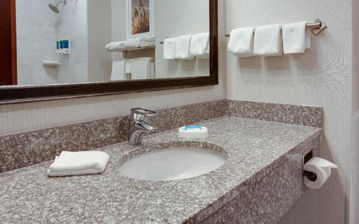 Drury Inn & Suites West Des Moines