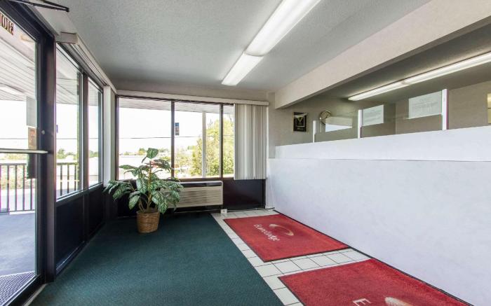 Econo Lodge