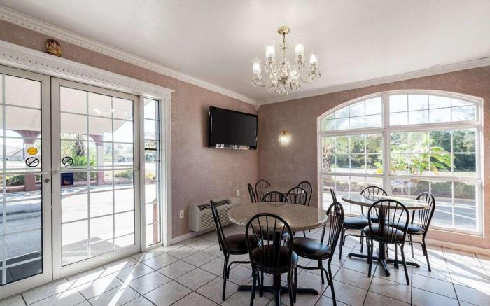 Econo Lodge Jasper