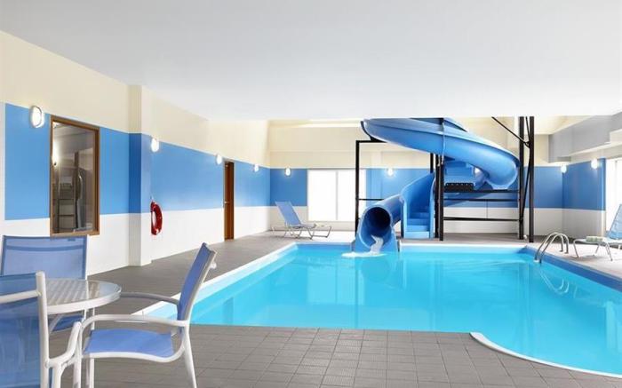Four Points by Sheraton Saskatoon