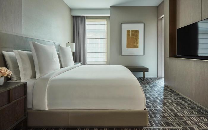 Four Seasons Hotel New York Downtown