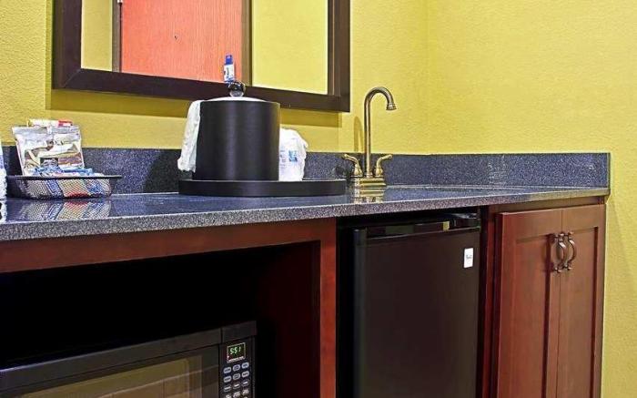 Hampton Inn and Suites Marshalltown