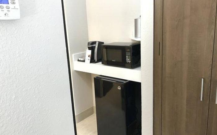 Holiday Inn Express Naples South - I-75 By IHG