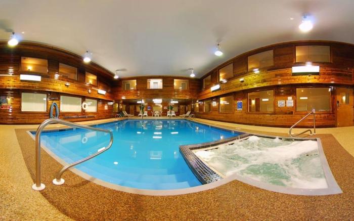 Ambassador Inn & Suites