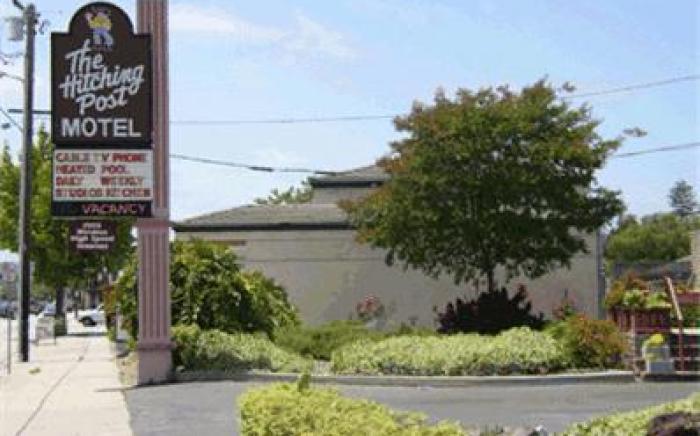 Hitching Post Studios Inn