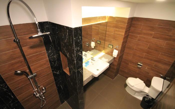 LawinTa Hotel
