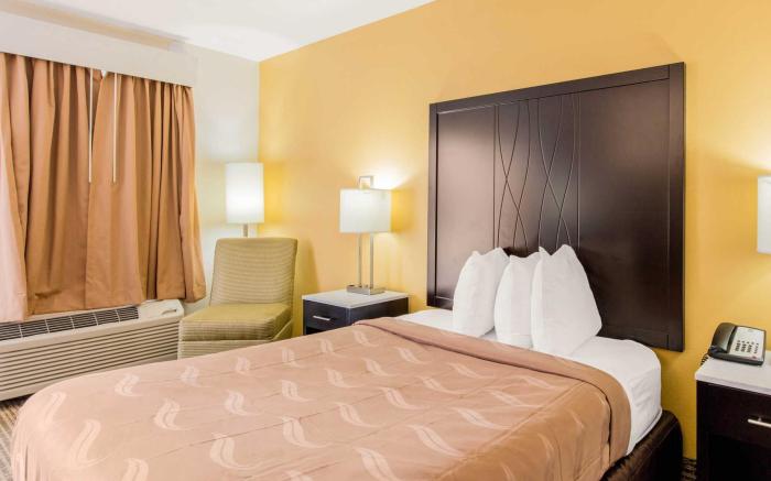 Quality Inn Trussville I-59 exit 141