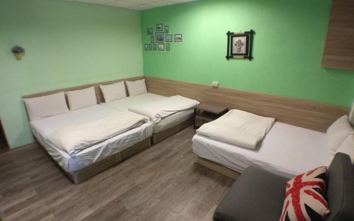 JJ House 6 Pax Room 4