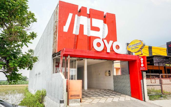 OYO 425 Mojokerto Guesthouse