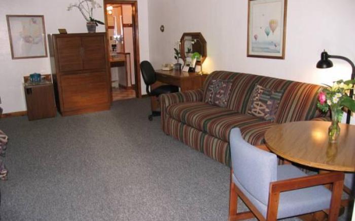 The Monterey Motel
