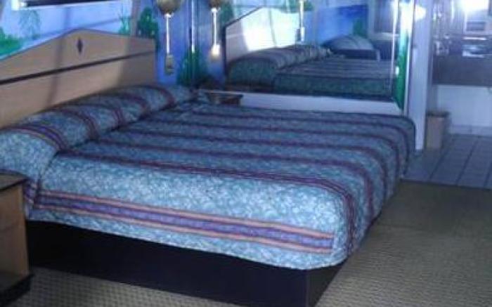 Home Place Inn and Suites-Hobby