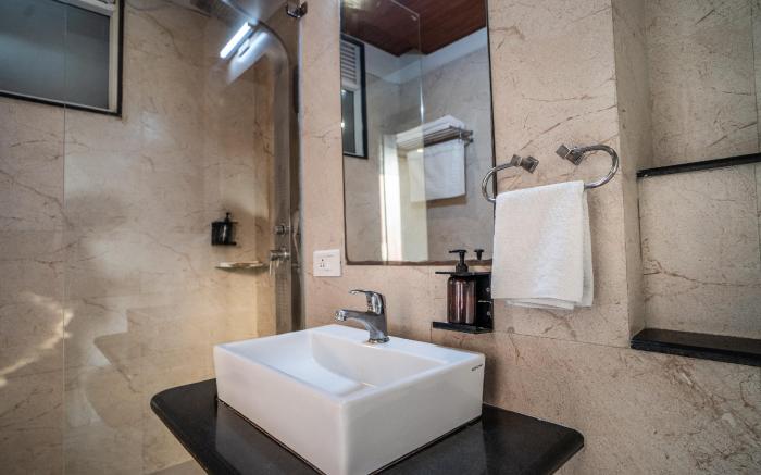 ADMIRE INN - A Boutique Hotel 