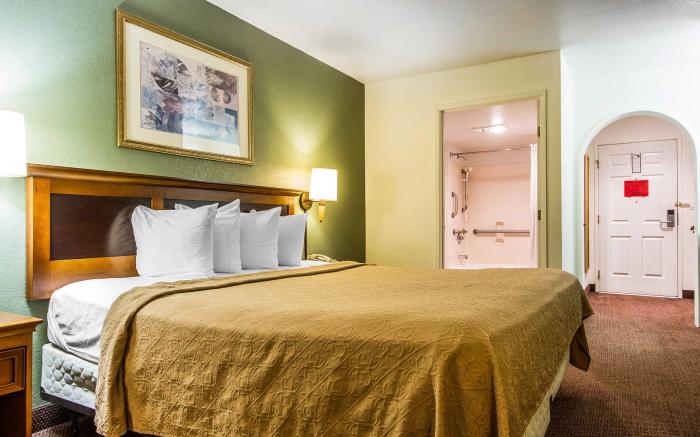 Rodeway Inn