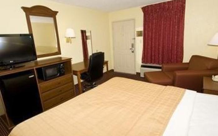 Quality Inn Fort Campbell