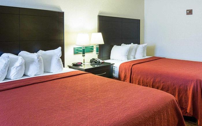 Quality Inn Magnolia