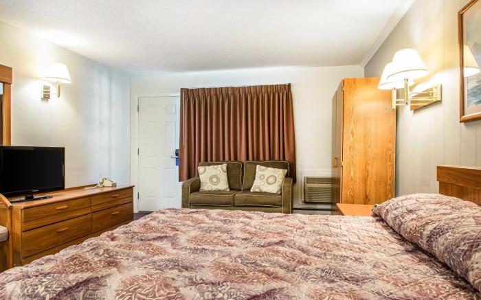 Rodeway Inn Waterford - New London
