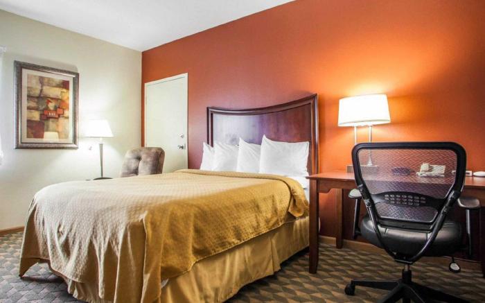 Quality Inn & Suites Ames Conference Center Near ISU Campus