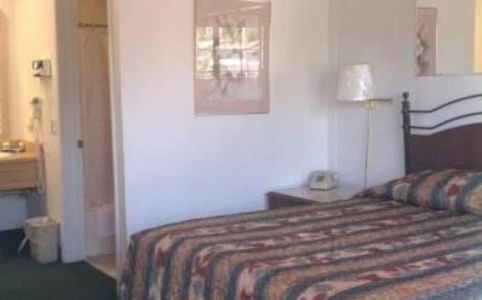 Stagecoach Motel