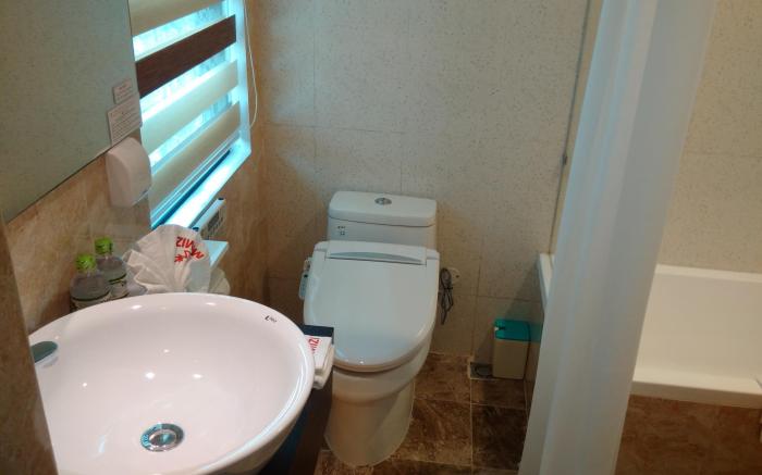 Momizi Business Hotel